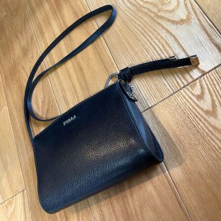 フルラ(Furla)のフルラ　ショルダーバッグ(ショルダーバッグ)