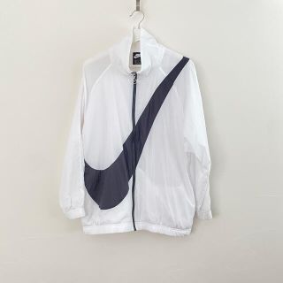 ナイキ(NIKE)の美品　NIKE ウィンドブレーカー(ナイロンジャケット)