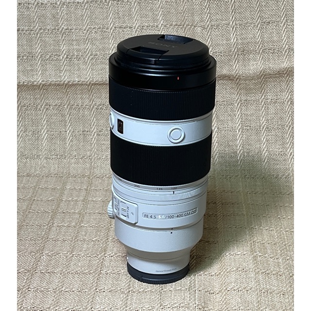 ほぼ新品　ソニーFE100-400mm F4.5-5.6 GM スマホ/家電/カメラのカメラ(レンズ(ズーム))の商品写真