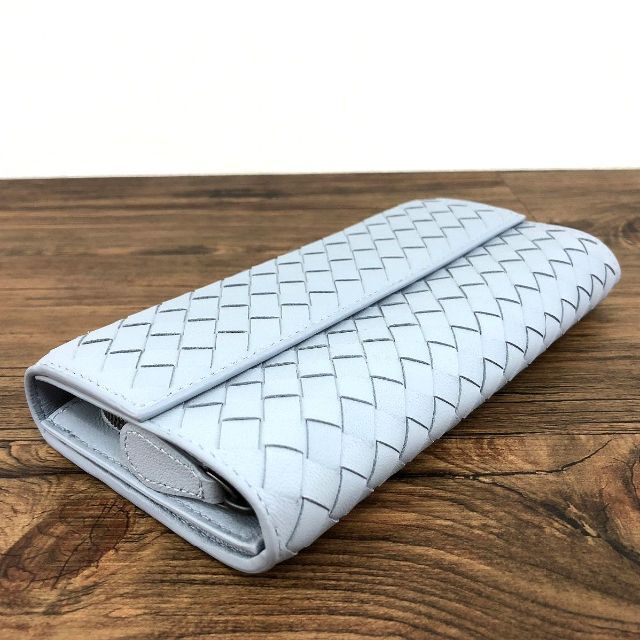 未使用品 BOTTEGAVENETA 長財布 水色 4