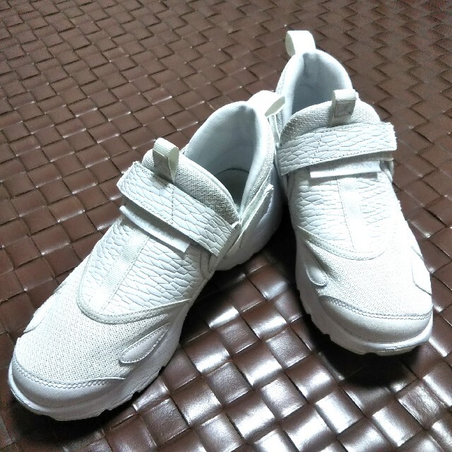 NIKE(ナイキ)のJordan  Truner  KX  23.5   NIKE レディースの靴/シューズ(スニーカー)の商品写真