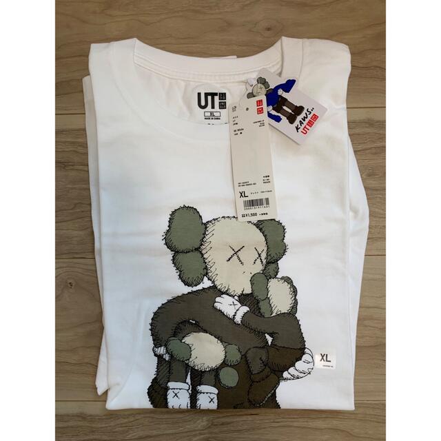 ユニクロ KAWS コラボ T-シャツ　XLサイズ