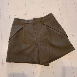 トランテアンソンドゥモード(31 Sons de mode)の31sons de mode★ショートパンツ★未使用★カーキ(ショートパンツ)