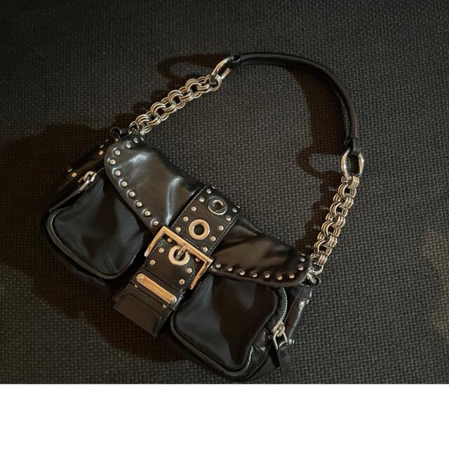 PRADA(プラダ)のプラダ　チェーンショルダーバッグ　黒 レディースのバッグ(ショルダーバッグ)の商品写真