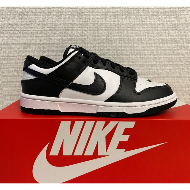 NIKE(ナイキ)のNike WMNS Dunk Low "White/Black" w24.5cm レディースの靴/シューズ(スニーカー)の商品写真