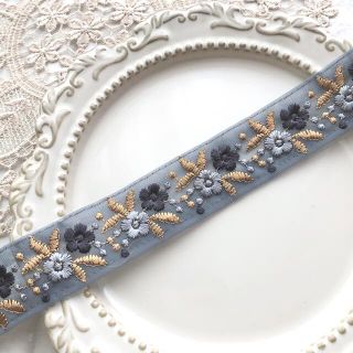 インド刺繍リボン(生地/糸)