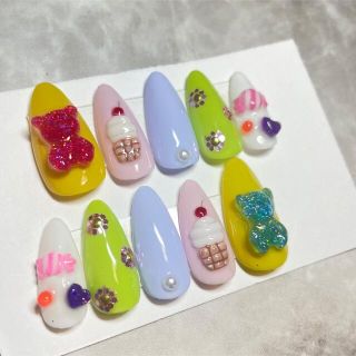 現品★ネイルチップ ゆめかわ 個性派 量産型 ① コスメ/美容のネイル(つけ爪/ネイルチップ)の商品写真