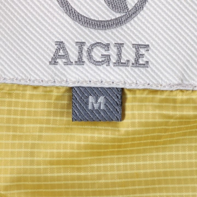 AIGLE(エーグル)のエーグル ジップアップナイロンジャケット ウィンドブレーカー アウトドアウェア ライトアウター レディース Mサイズ グレー AIGLE レディースのジャケット/アウター(ナイロンジャケット)の商品写真