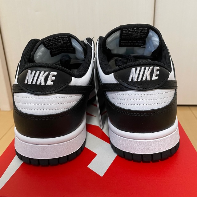 NIKE(ナイキ)の最終値下 Nike WMNS Dunk Low "White/Black" レディースの靴/シューズ(スニーカー)の商品写真