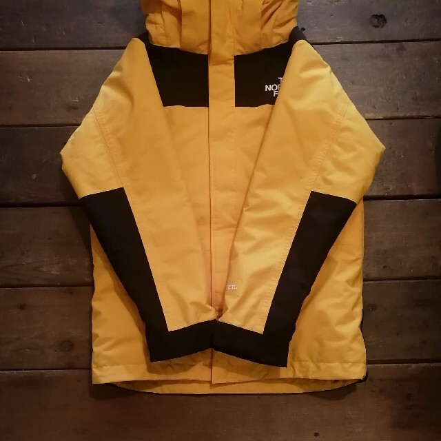 THE NORTH FACE(ザノースフェイス)のノースフェイス キッズ マウンテンインサレーションジャケット ゴアテックス140 キッズ/ベビー/マタニティのキッズ服男の子用(90cm~)(ジャケット/上着)の商品写真