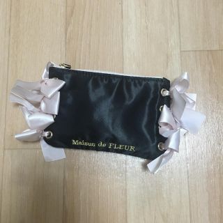 メゾンドフルール(Maison de FLEUR)の★ サイドリボンカラーSポーチ ★(ポーチ)