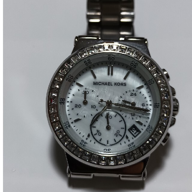 Michael Kors(マイケルコース)のマイケルコース シルバー時計 レディースのファッション小物(腕時計)の商品写真