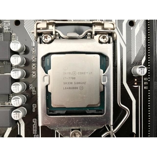 エイスース(ASUS)のi7 7700 CPU(PCパーツ)