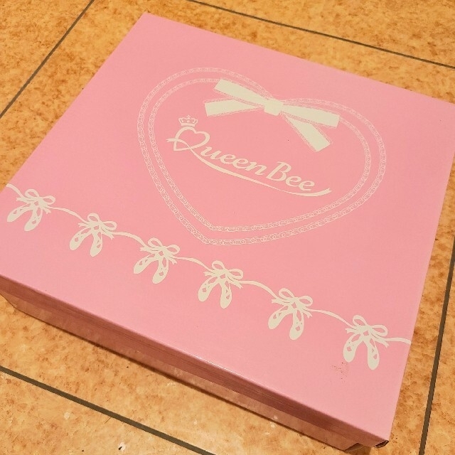 Angelic Pretty(アンジェリックプリティー)のQueen Bee★ストラップ付きパンプス レディースの靴/シューズ(ハイヒール/パンプス)の商品写真