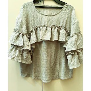 アズールバイマウジー(AZUL by moussy)の【新品】AZUL BY MOUSSY ふんわり袖ブラウス(Tシャツ(長袖/七分))