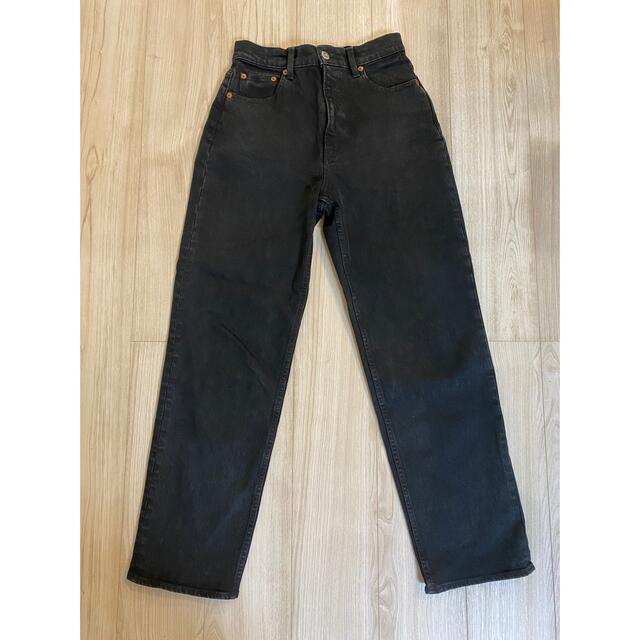 moussy(マウジー)のMOUSSY PLAIN JEANS COLOR STRAIGHT レディースのパンツ(デニム/ジーンズ)の商品写真