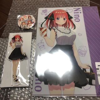 五等分の花嫁 中野二乃 dmmスクラッチ アクリルスタンド 缶バッジ(キャラクターグッズ)