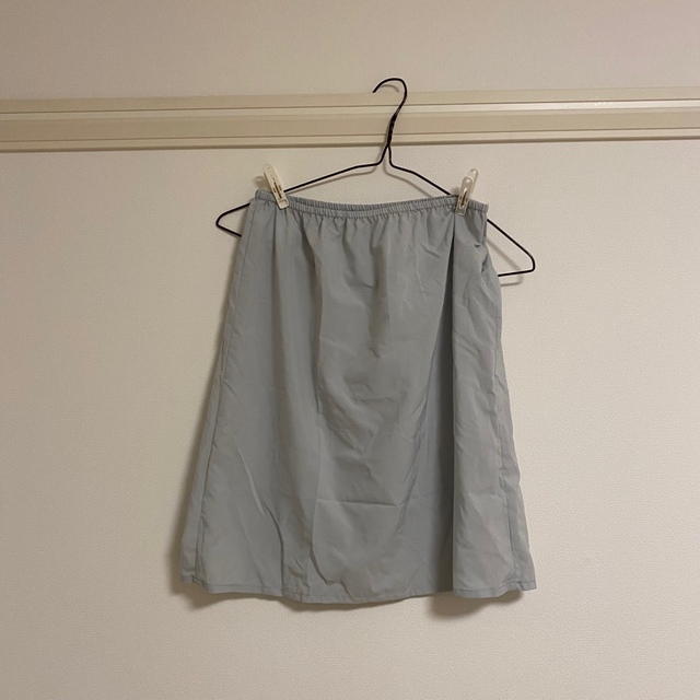 UNIQLO(ユニクロ)のツイストプリーツロングスカート(ライトブルー) ユニクロ　イネス レディースのスカート(ロングスカート)の商品写真