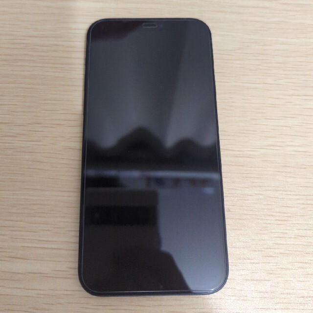 iPhone(アイフォーン)の美品　アップル iPhone12 64GB ブラック スマホ/家電/カメラのスマートフォン/携帯電話(スマートフォン本体)の商品写真