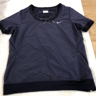 ナイキ(NIKE)のNIKE  ゴルフ　トップス　大きめです。(ウエア)