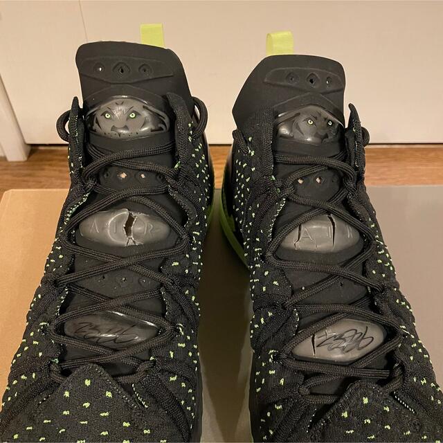 NIKE(ナイキ)のNIKE LEBRON XVIII "DUNKMAN" メンズの靴/シューズ(スニーカー)の商品写真