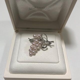 ミキモト(MIKIMOTO)の豪華　美品　ミキモト  ブローチ 11珠　大珠(ブローチ/コサージュ)