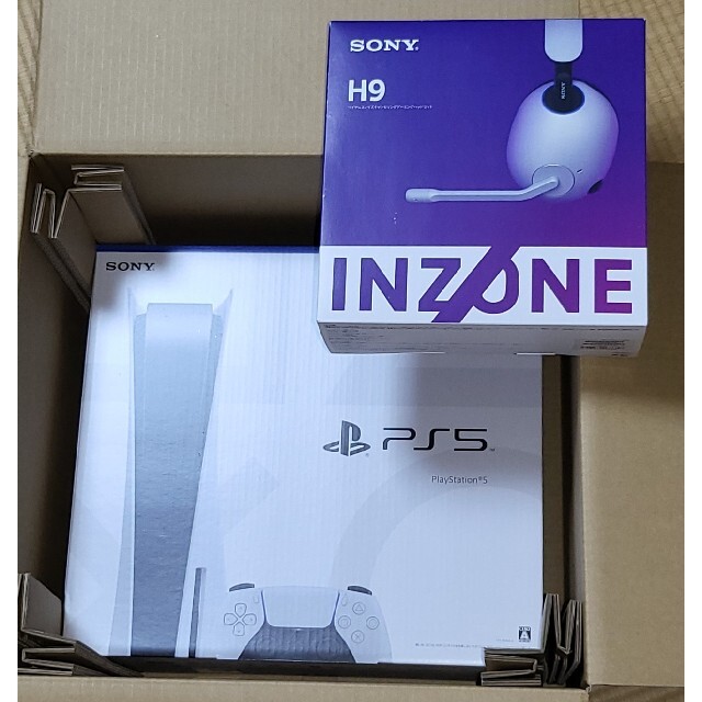 SONY(ソニー)のPlayStation5+INZONE H9 新品未開封品セット 送料無料！ エンタメ/ホビーのゲームソフト/ゲーム機本体(家庭用ゲーム機本体)の商品写真