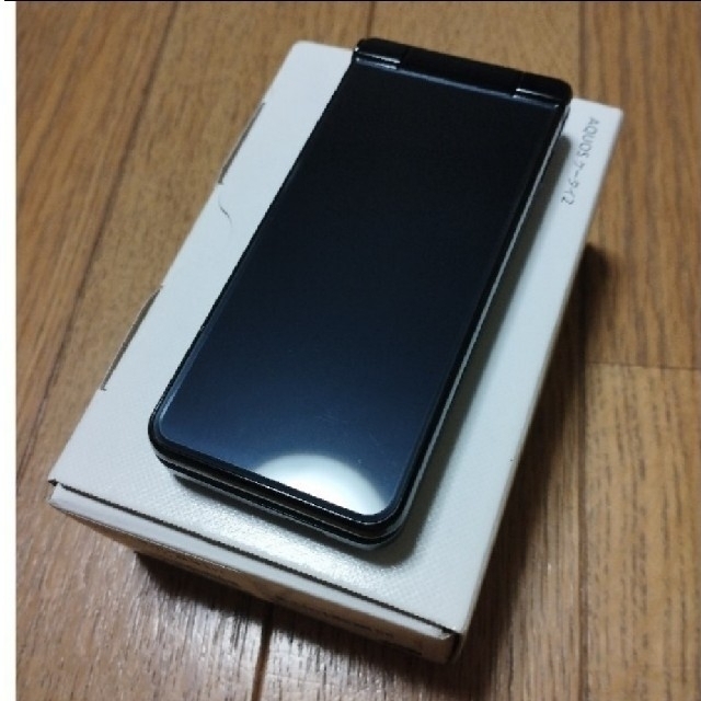 AQUOS(アクオス)のガラホ AQUOSケータイ2 NP602SH  ワイモバイル スマホ/家電/カメラのスマートフォン/携帯電話(携帯電話本体)の商品写真