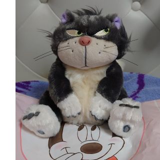 ディズニーストア CAT DAY 2022 ルシファー ぬいぐるみキーチェーン(ぬいぐるみ)