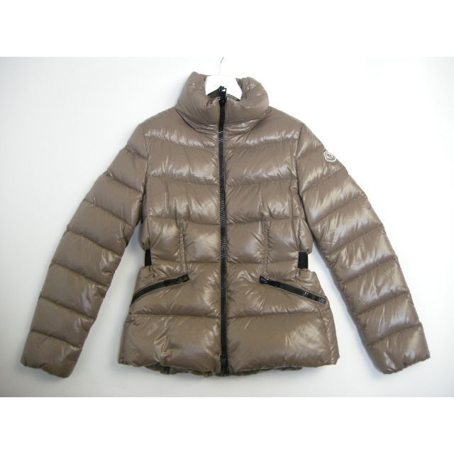 MONCLER(モンクレール)のサイズ4(L-XL相当)新品◆モンクレールDANAEダウンジャケット レディース レディースのジャケット/アウター(ダウンジャケット)の商品写真