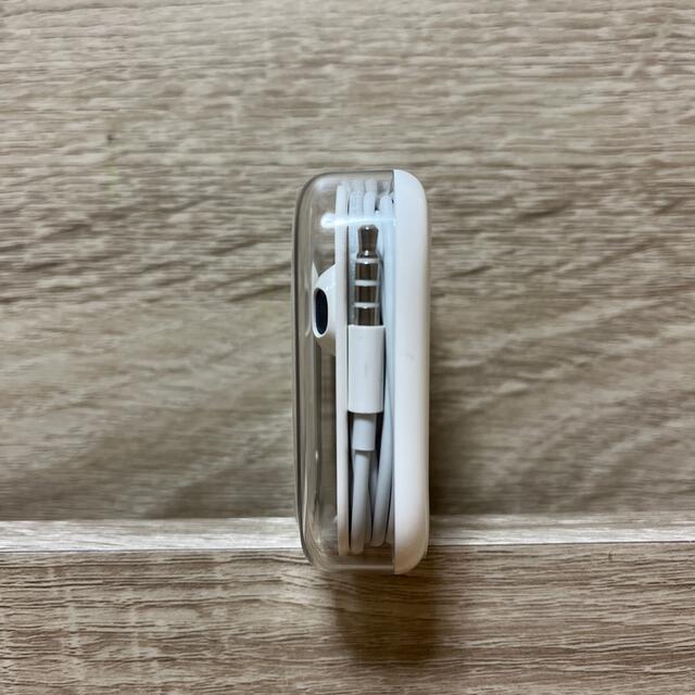 iPhone(アイフォーン)のiPhone イヤホン　純正品 スマホ/家電/カメラのスマホアクセサリー(ストラップ/イヤホンジャック)の商品写真