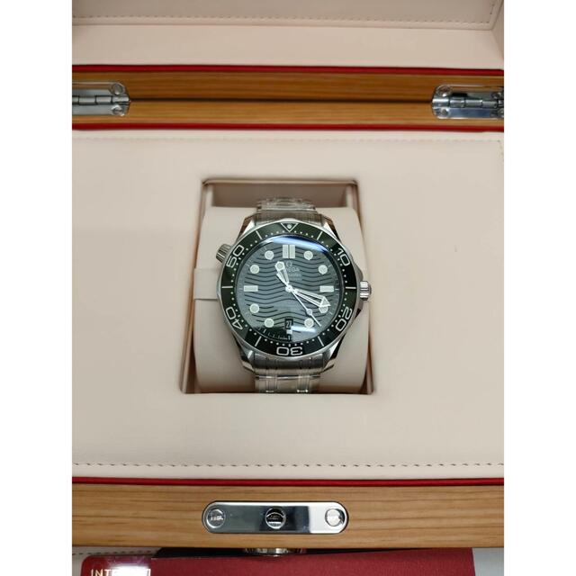OMEGA(オメガ)のOMEGA シーマスター 300 グリーン① メンズの時計(金属ベルト)の商品写真