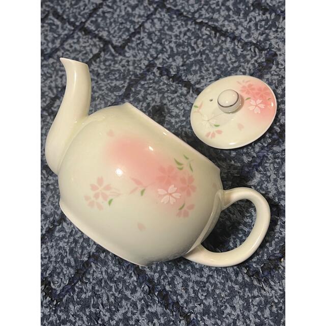 新品　🫖きゅうす　お茶用　湯呑み　ピンク　桜模様　6点セット インテリア/住まい/日用品のキッチン/食器(食器)の商品写真