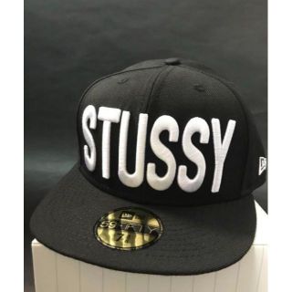 ステューシー(STUSSY)の赤 黒2つ NEWERA STUSSY 59FIFTY キャップ 帽子(キャップ)