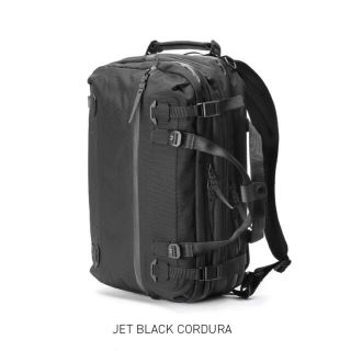 ザノースフェイス(THE NORTH FACE)の【送料込み・ほぼ新品】BLACK EMBER FORGE MAX ブラック(バッグパック/リュック)