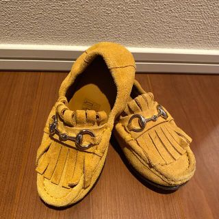 グッチ(Gucci)のGUCCI ローファー　キッズ　シューズ　マスタード　(ローファー)