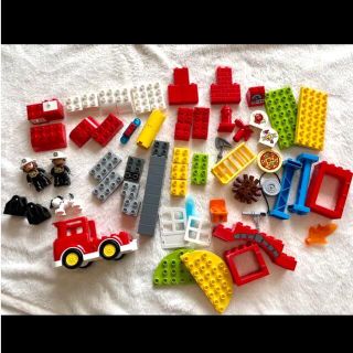 LEGOデュプロ 光る!鳴る!消防車と消防署 10903の通販 by yuri's shop