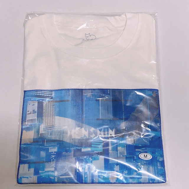 米津玄師 2022 TOUR / 変身 Tシャツ Mサイズ エンタメ/ホビーのタレントグッズ(ミュージシャン)の商品写真