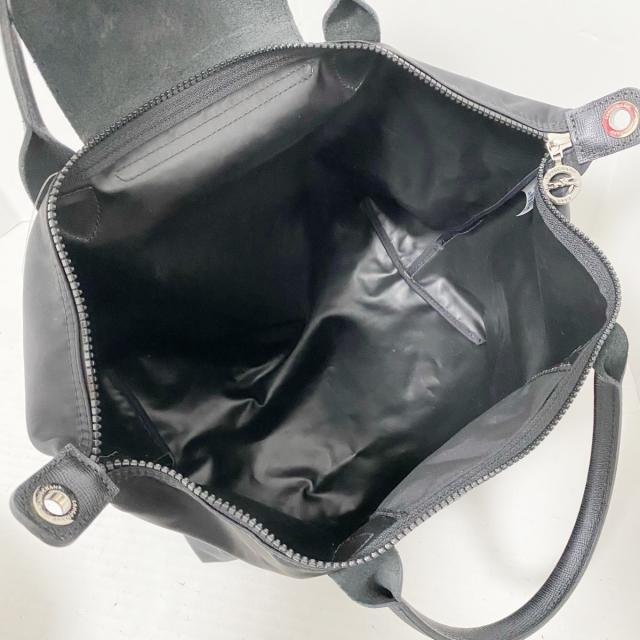 LONGCHAMP(ロンシャン)のロンシャン ハンドバッグ 黒 折りたたみ レディースのバッグ(ハンドバッグ)の商品写真