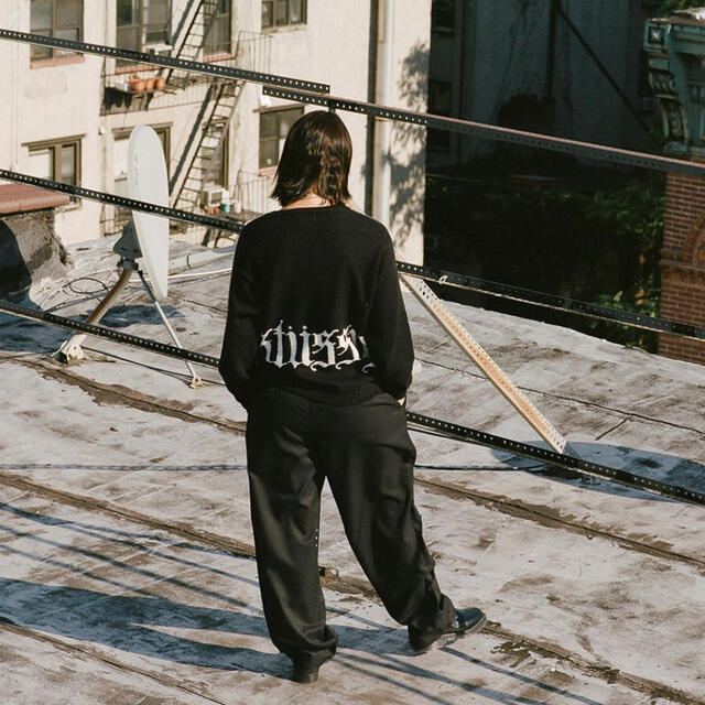 当店の記念日 STUSSY - SWEATER GOTHIC 新作 ニット stussy