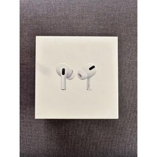 アップル(Apple)のAirPods Pro with Wireless Charging Case(ヘッドフォン/イヤフォン)