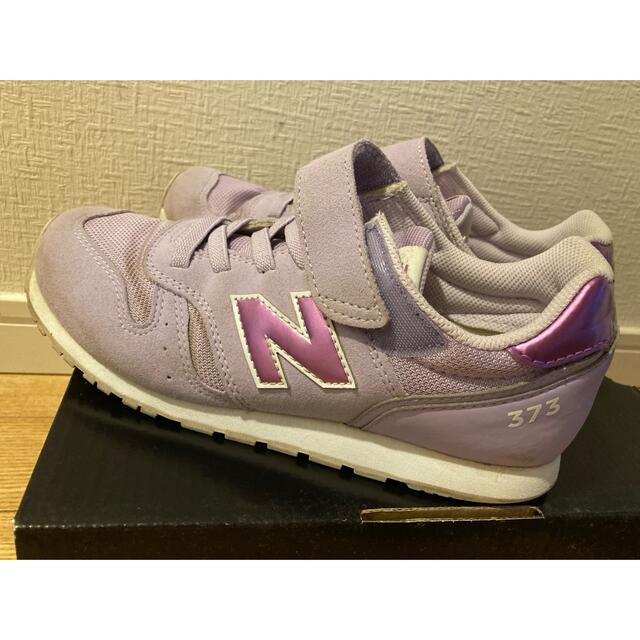 New Balance(ニューバランス)のニューバランス　373 22.5 パープル　スニーカー キッズ/ベビー/マタニティのキッズ靴/シューズ(15cm~)(スニーカー)の商品写真