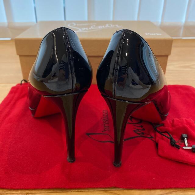 Christian Louboutin(クリスチャンルブタン)のルブタン♡エナメルパンプス23.5 レディースの靴/シューズ(ハイヒール/パンプス)の商品写真