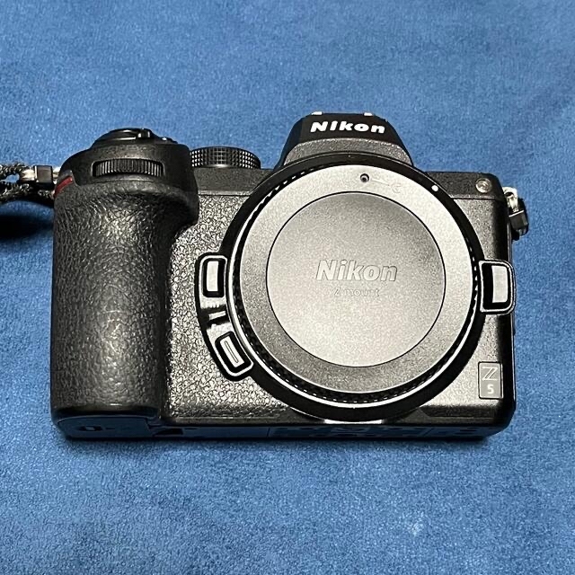 全国総量無料で Nikon - ボディのみ 替バッテリー付 Z5 NIKON ミラー