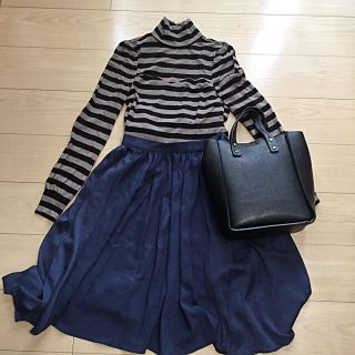 ザラ(ZARA)のとうもろこし様専用(ひざ丈スカート)