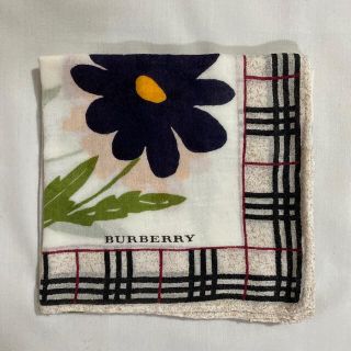 バーバリー(BURBERRY)のバーバリー　ハンカチ　中古美品　花柄　#2253(ハンカチ)