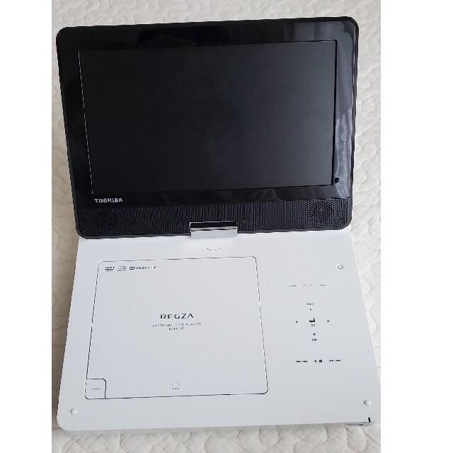東芝 - ポータブルDVDプレーヤー SD-P1010Sの通販 by まっちゃん's