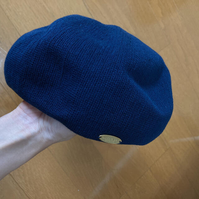 BLUE LABEL CRESTBRIDGE(ブルーレーベルクレストブリッジ)のblue label 新品　ベレー帽　ニット　帽子　ネイビー レディースの帽子(ハンチング/ベレー帽)の商品写真