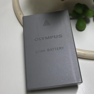 オリンパス(OLYMPUS)の❤️オリンパス 純正バッテリー❤️(バッテリー/充電器)