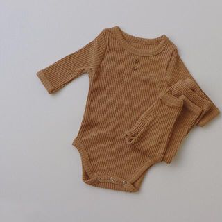 新品　長袖ロンパース&レギンス2点セット　ベビー　女の子　男の子春秋冬ナチュラル(ロンパース)